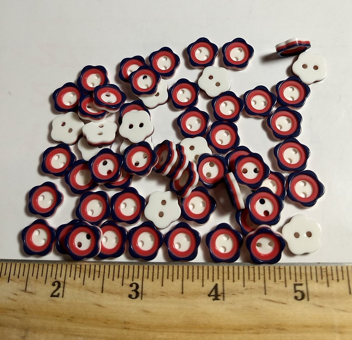 Button #519 #2 Hole #Red #Polyester #Flower #10pc